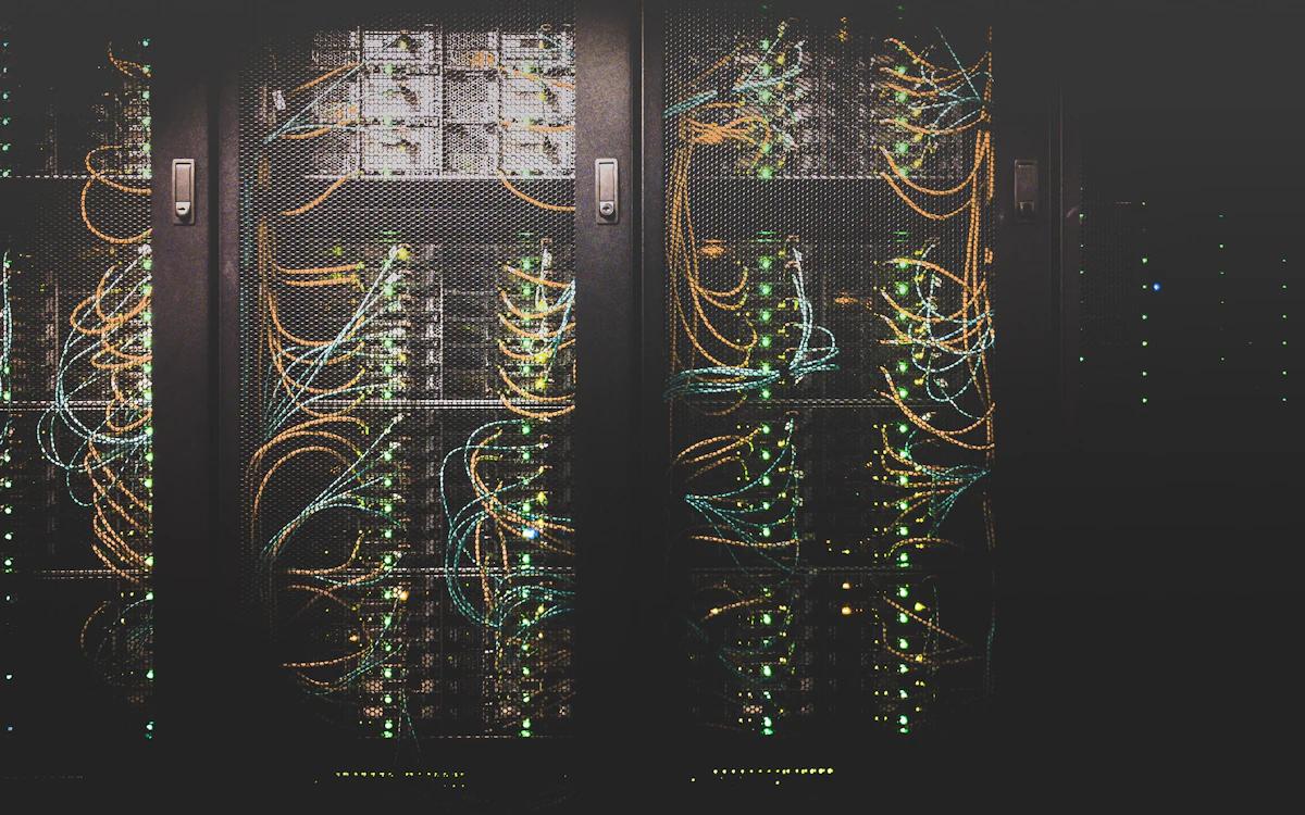 Server racks with fibre cabling in a data center